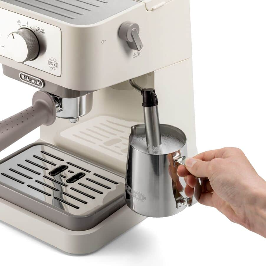 De'Longhi Stilosa EC260.CR Espresso Coffee Machine Cream — image 3