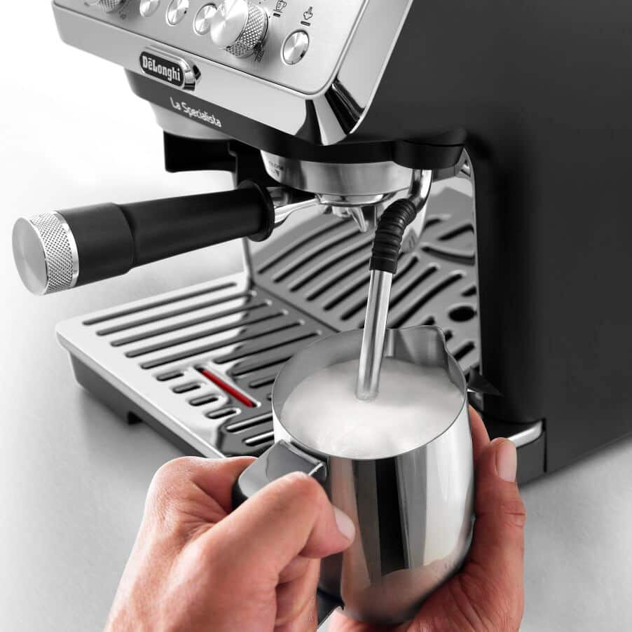 De'Longhi La Specialista Arte EC9155.MB Bean to Cup Coffee Machine Black