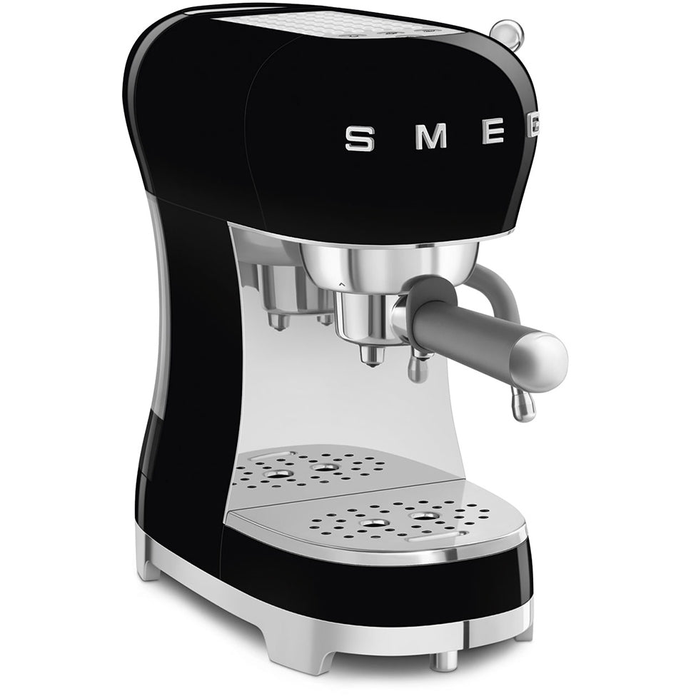 Smeg ECF02BLUK 50s Retro Style Espresso Coffee Machine Black — image 3