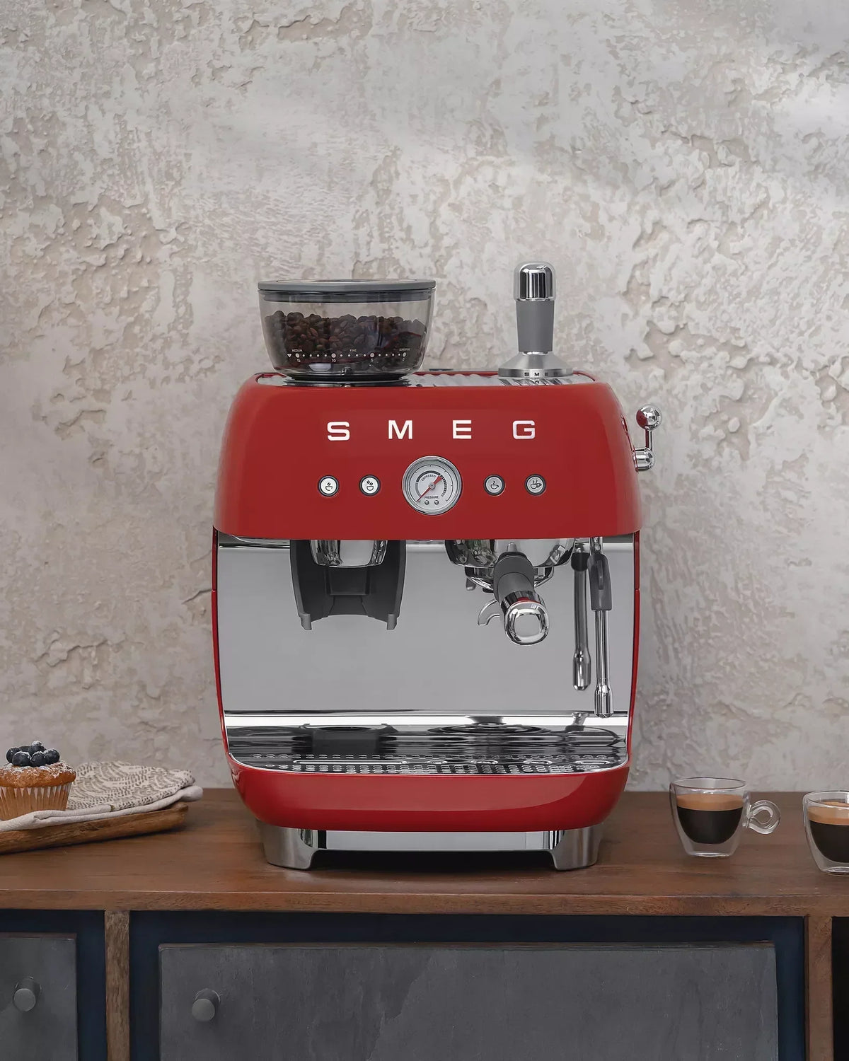 Smeg EGF03RDUK Retro Espresso Coffee Machine with Grinder Red — image 6
