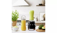 Smeg PBF01BLUK 50s Retro Style Personal Blender 0.6L 300W Black thumbnail 5