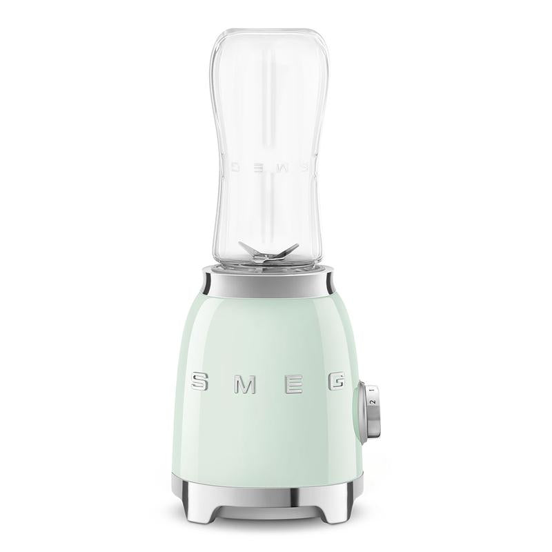 Smeg PBF01PGUK 50s Retro Style Personal Blender Pastel Green — image 2
