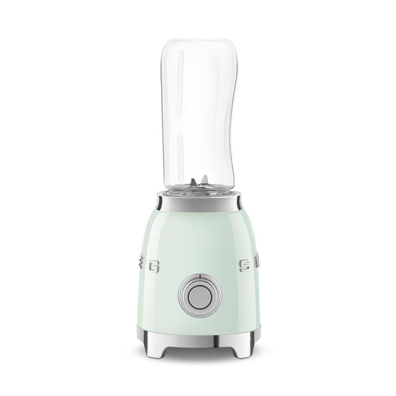 Smeg PBF01PGUK 50s Retro Style Personal Blender Pastel Green — image 4